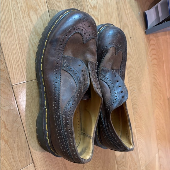 Brown Dr. Martens - Picture 2 of 8